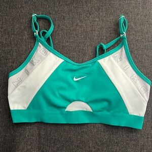 Nike sports bra w/ pads, size M, green & white, like new condition